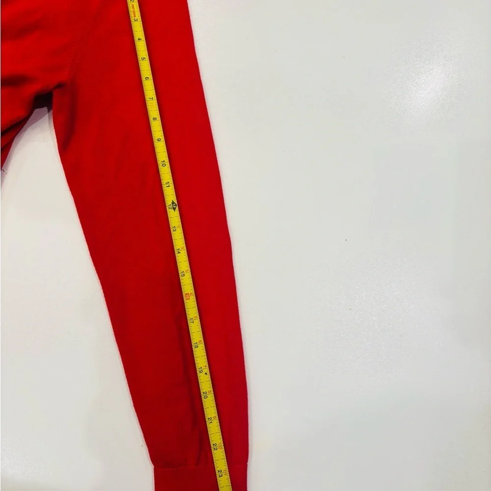 Tommy Hilfiger Men's Vibrant Red Crewneck Sweater size Large Mint condition